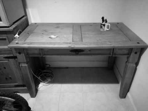 My old rustic computer desk that I sold on ebay