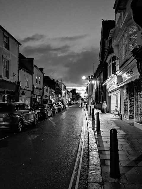 Night time shot of Hythe High Street