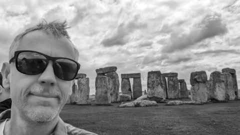 Stonehenge souvenir selfie