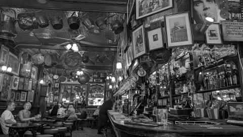 Interior of The Cross Keys