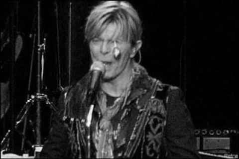 David Bowie with a lolly in his eye