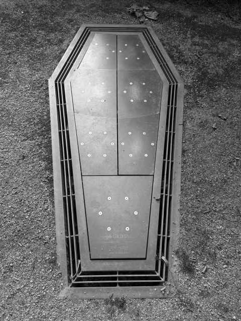 Joseph Grimaldi musical grave thing