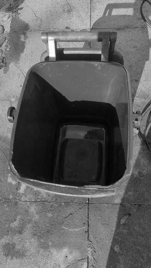 Cleaned bin