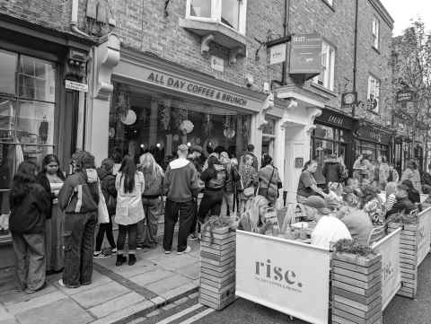 They love a queue in York