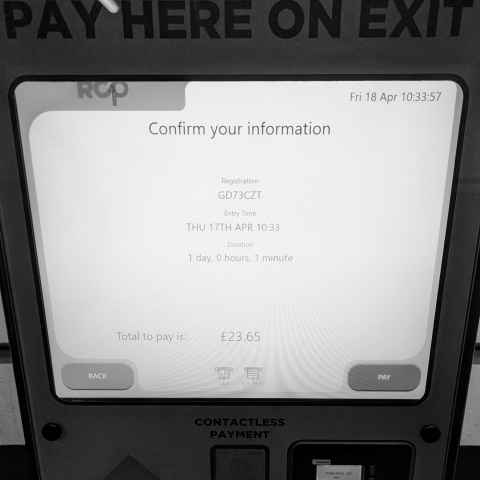 Parking payment, ONE MINUTE over...